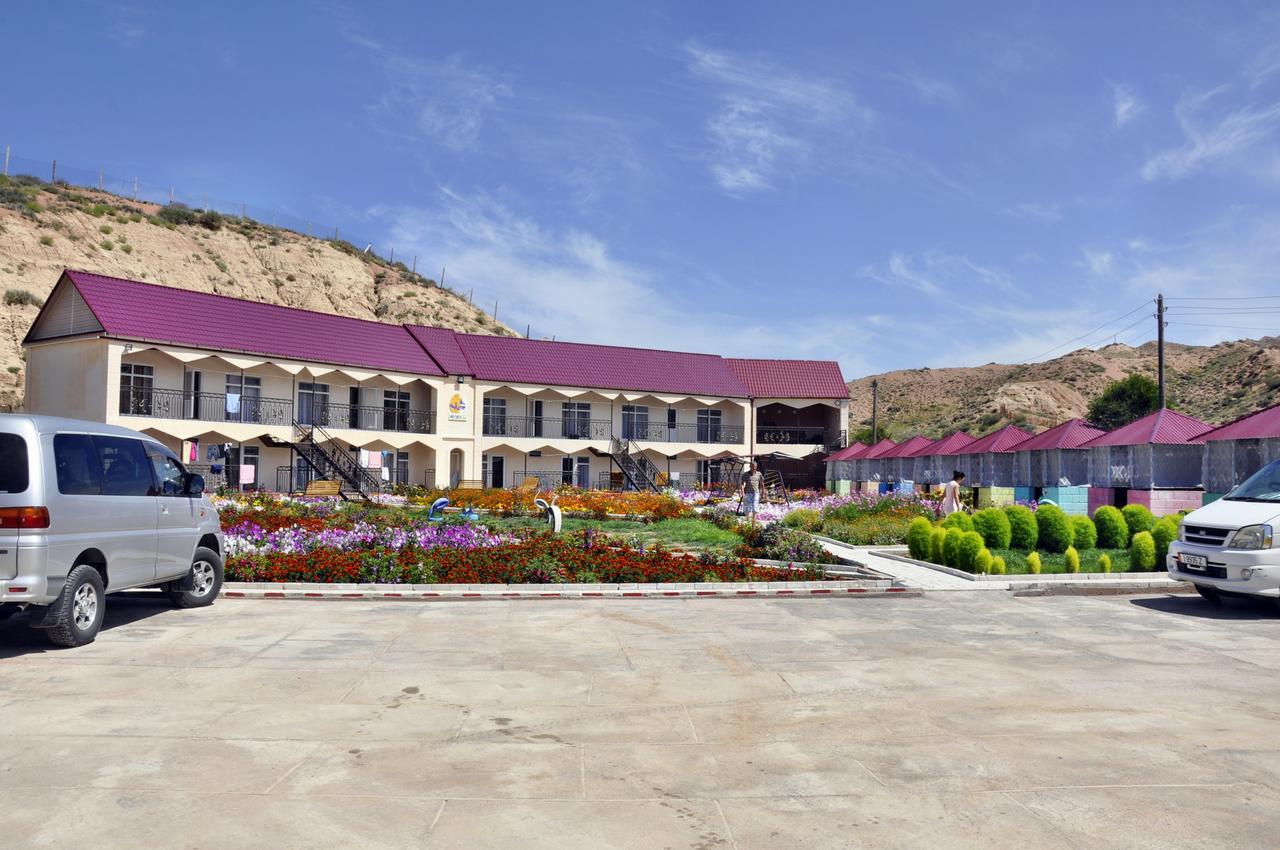 Hotel Natalia Kaji-Say Exterior foto